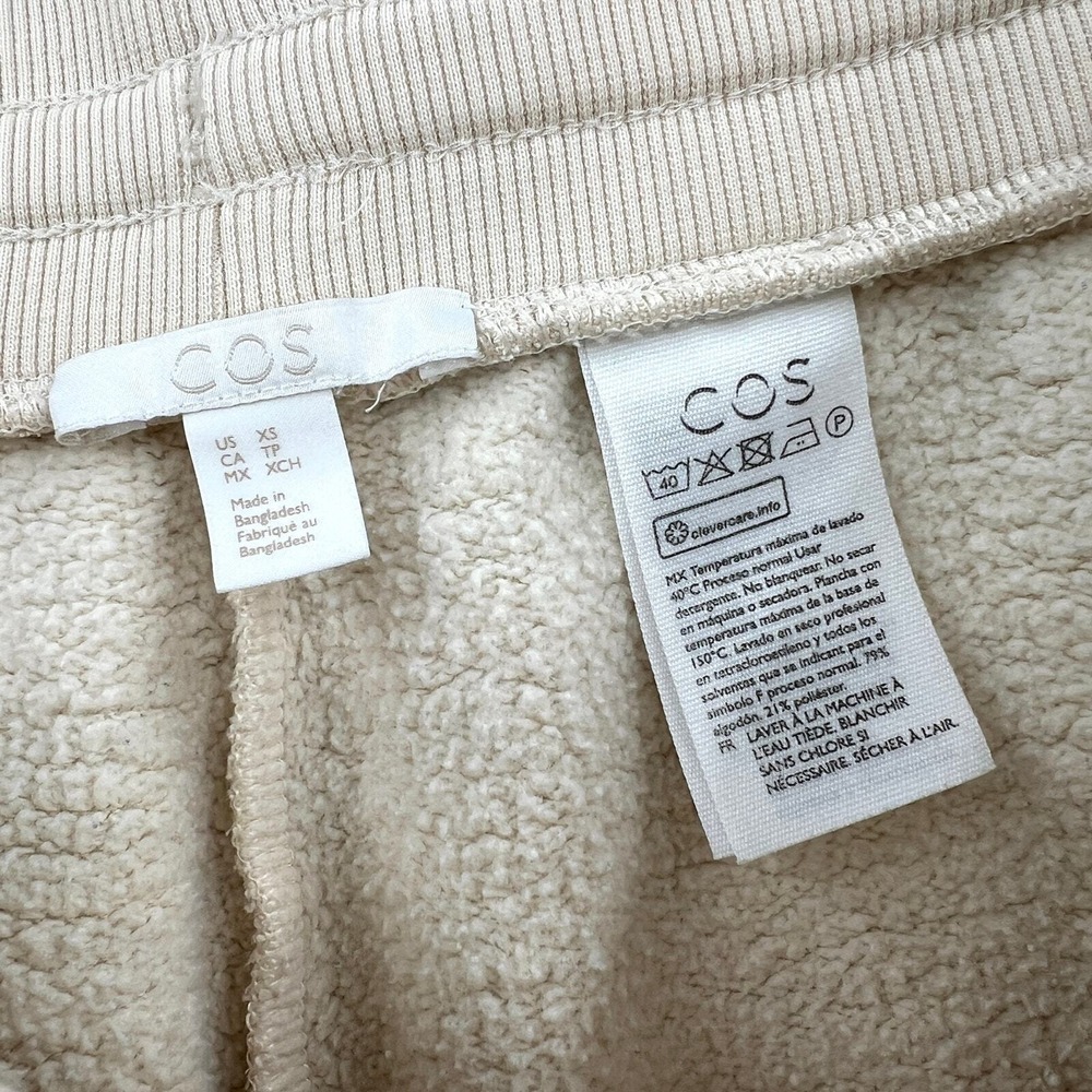 COS Sweat Shorts Women XS Cream Casual Fleece Raw Hem Casual Athleisure Lounge - Picture 9 of 15